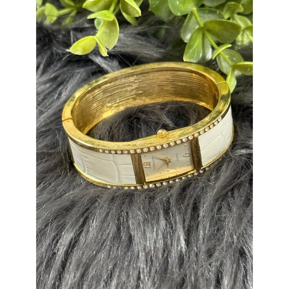 Hinge Watch‎ - Picture 3 of 5